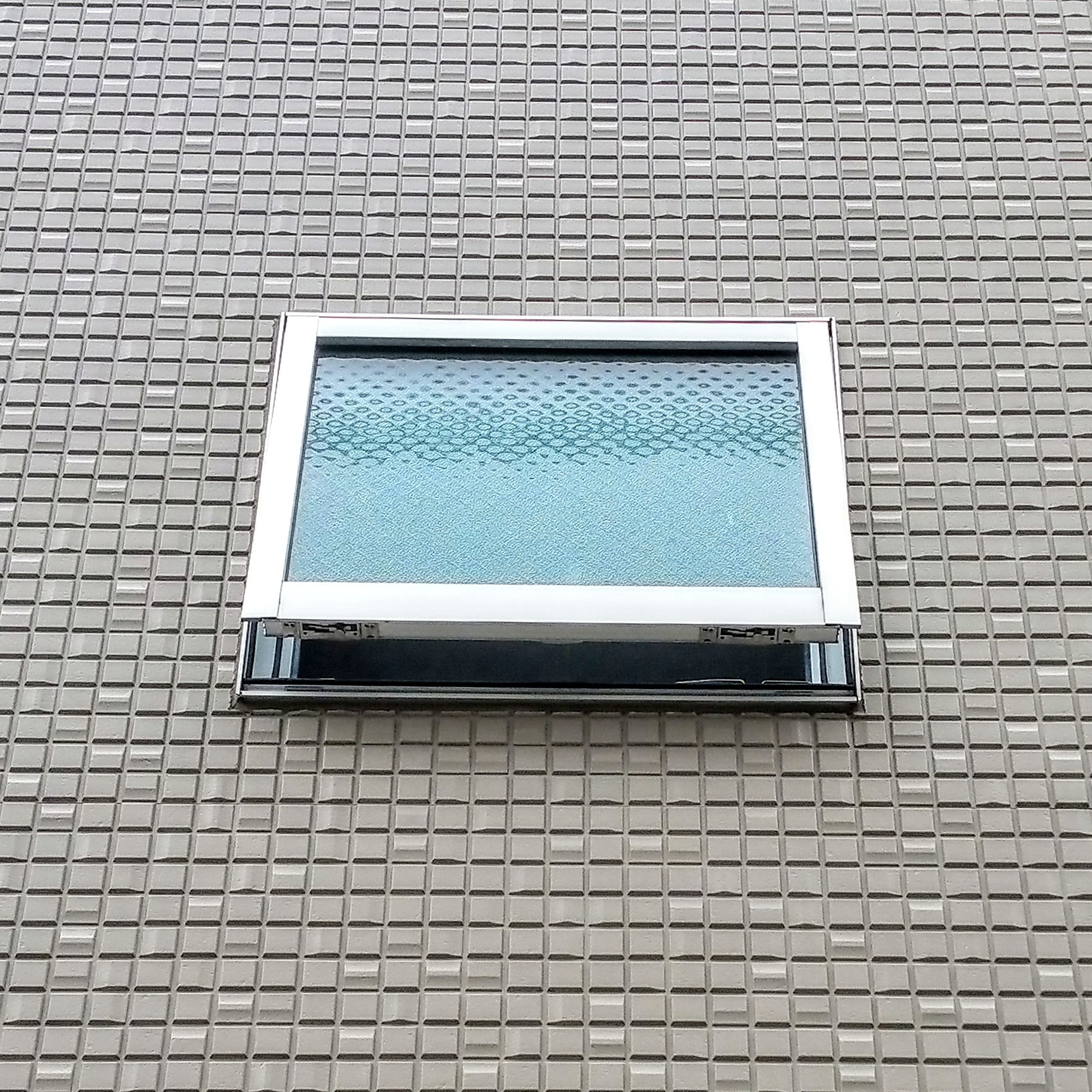 外壁と窓サッシとのバランスに注意しよう