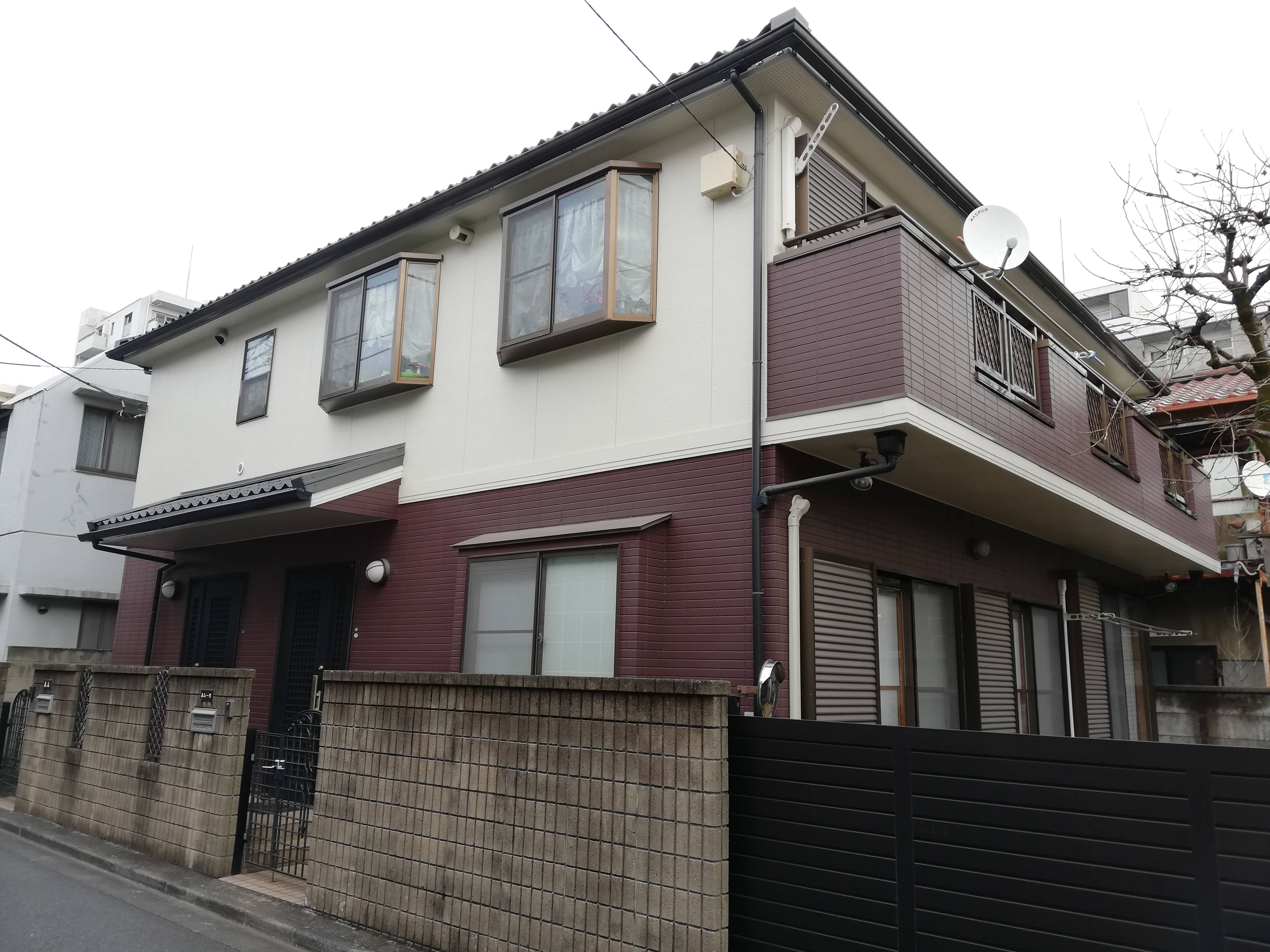 バルコニー部分を塗り分けた施工例